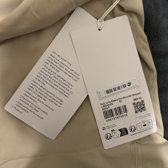 Nulu Long-Sleeve One-Shoulder Bodysuit - Picture 10 of 12